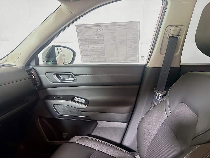 New 2026 Nissan Pathfinder SL w/ SL Premium Package AWD/4WD image 25