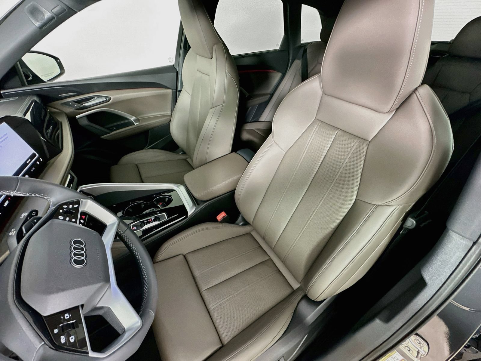 New 2026 Audi Q5 Premium Plus AWD/4WD image 32