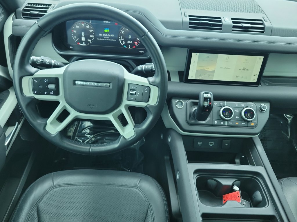 Certified 2023 Land Rover Defender 90 SE AWD/4WD image 16