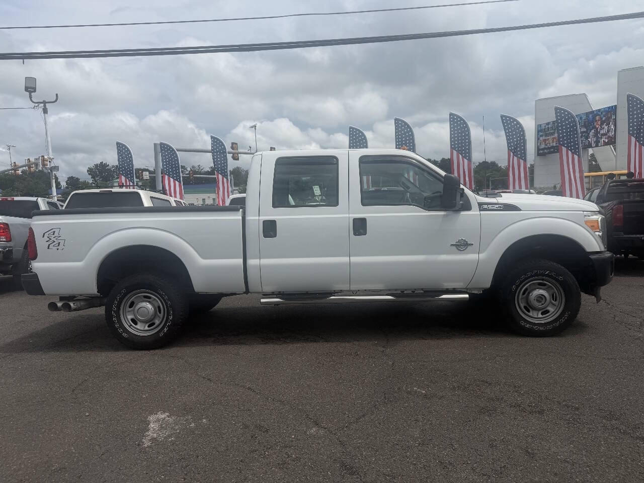 Used 2014 Ford F250 XL w/ Snow Plow Prep Package AWD/4WD image 1