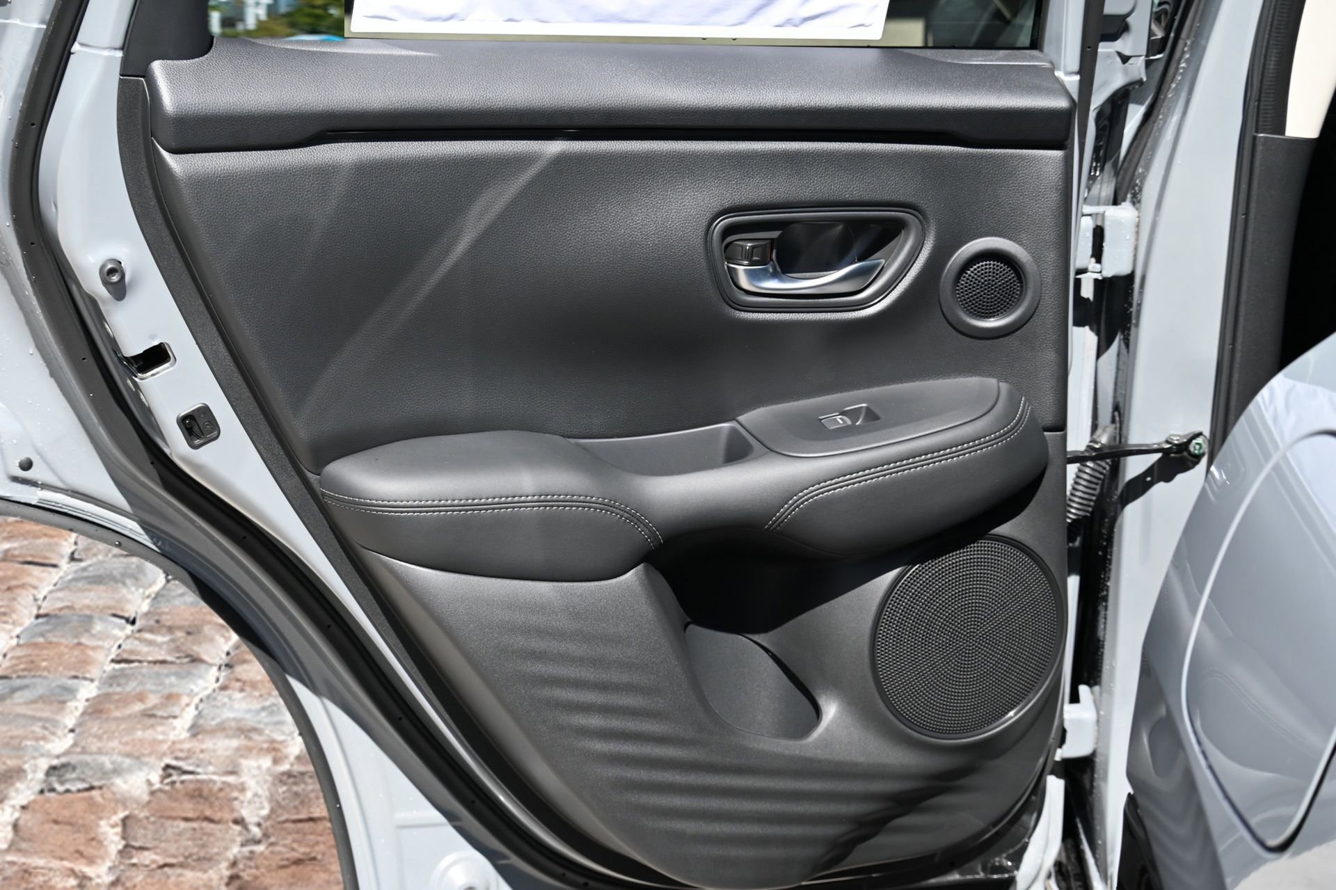 New 2026 Honda HR-V EX-L image 11