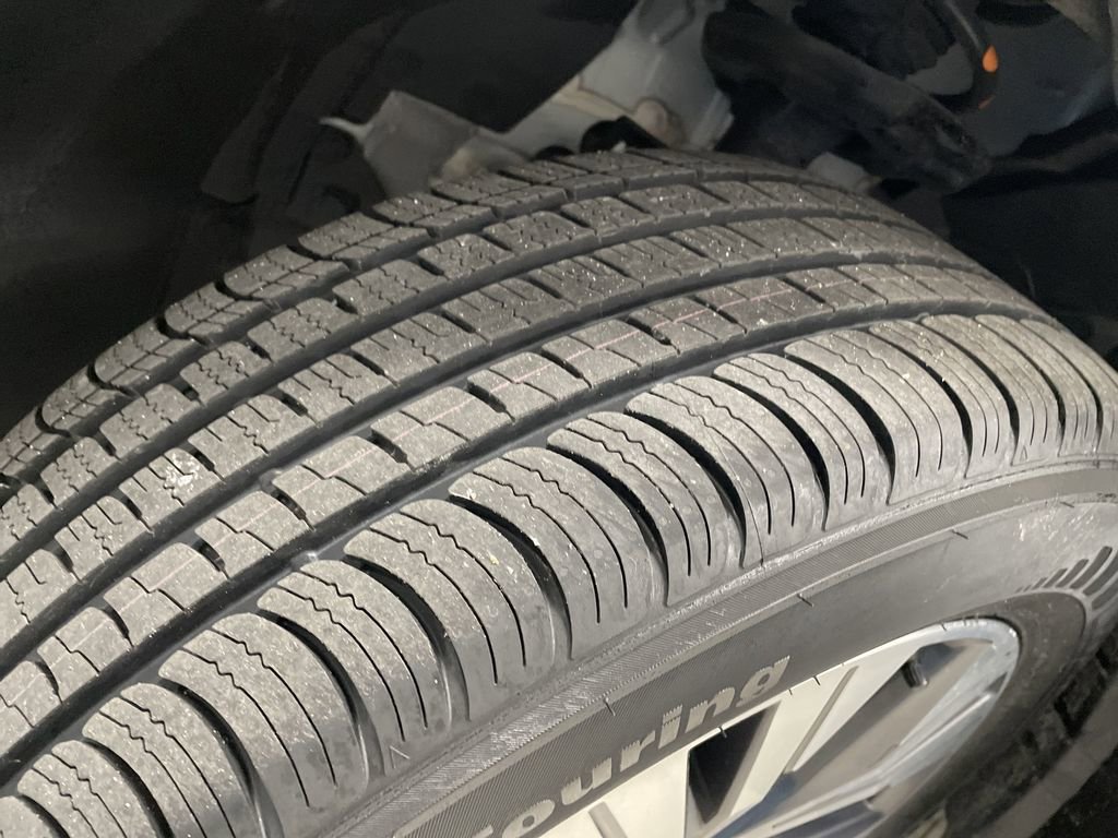 Used 2023 Nissan Rogue SV w/ SV Premium B Package image 35