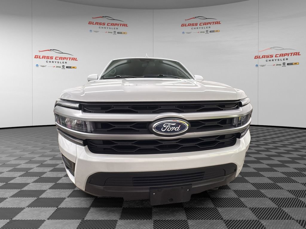 Used 2023 Ford Expedition Max XLT AWD/4WD image 2