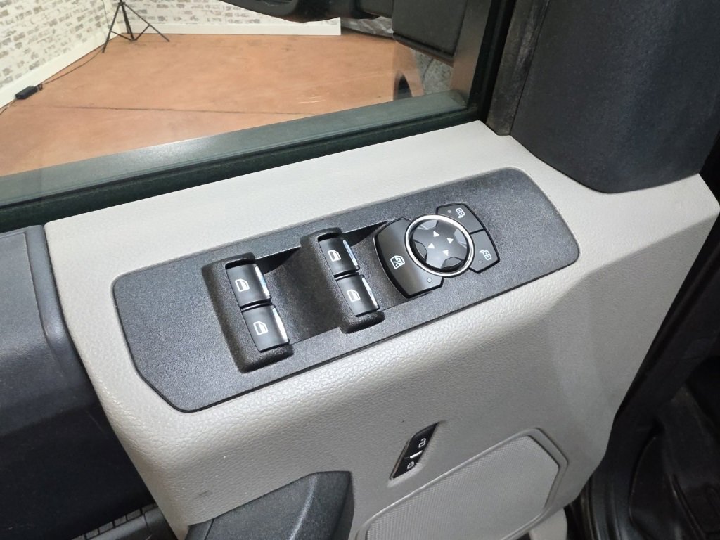 Used 2022 Ford F250 XL w/ STX Appearance Package image 25