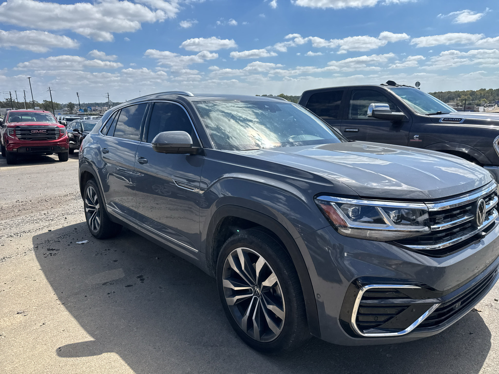 Used 2023 Volkswagen Atlas Cross Sport SEL Premium R-Line AWD/4WD image 5