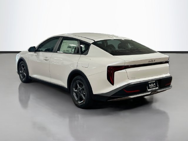 New 2026 Kia K4 FWD image 5