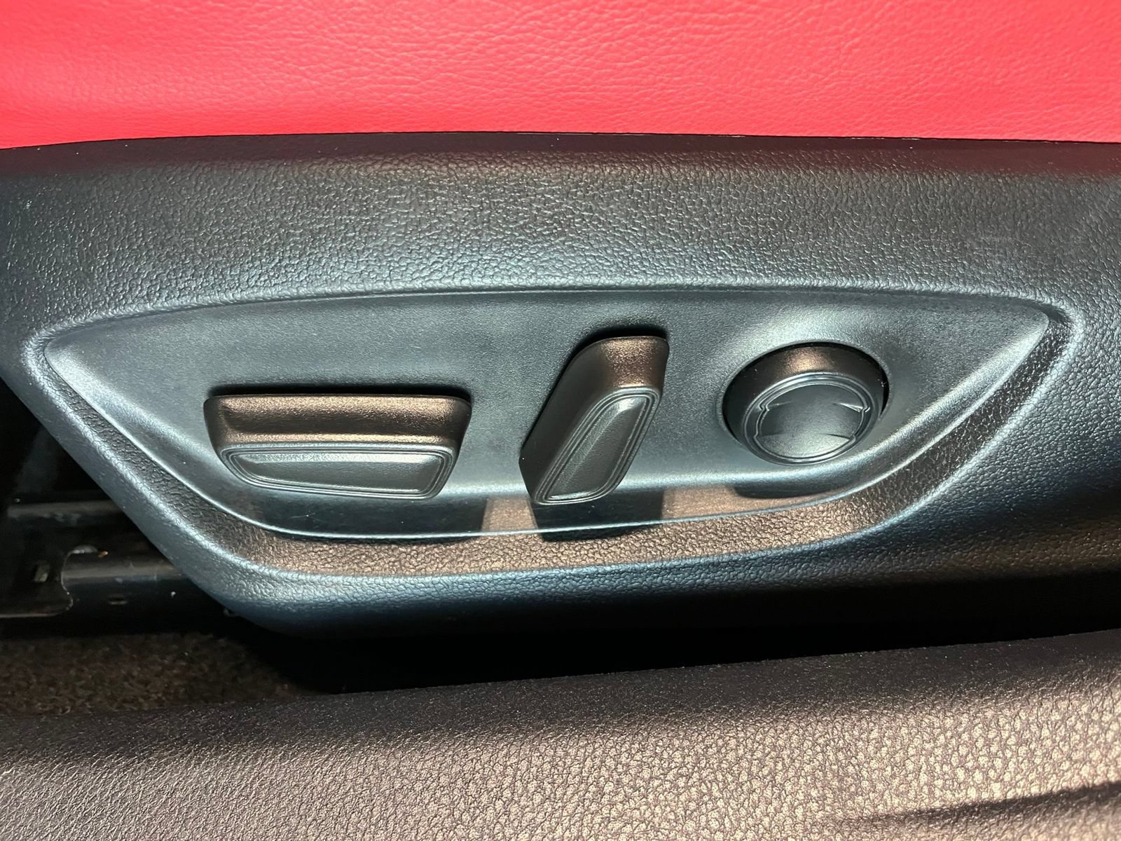Used 2023 Toyota Camry XSE w/ Protection Package (Q2) (TMS) AWD/4WD image 17