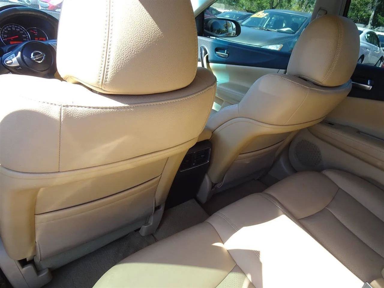 Used 2009 Nissan Maxima 3.5 SV w/ Cold Pkg FWD image 21