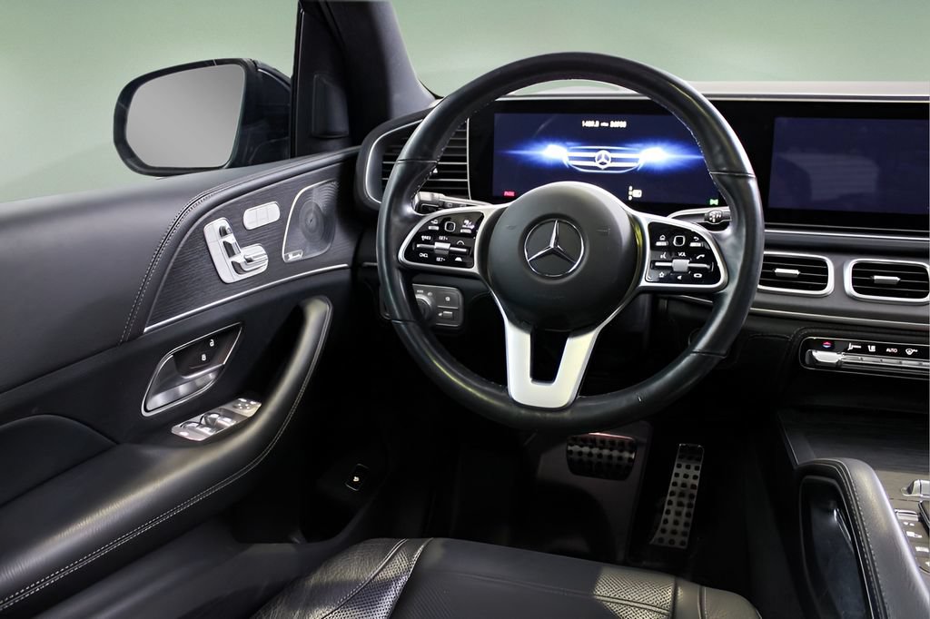 Used 2021 Mercedes-Benz GLS 580 4MATIC image 22