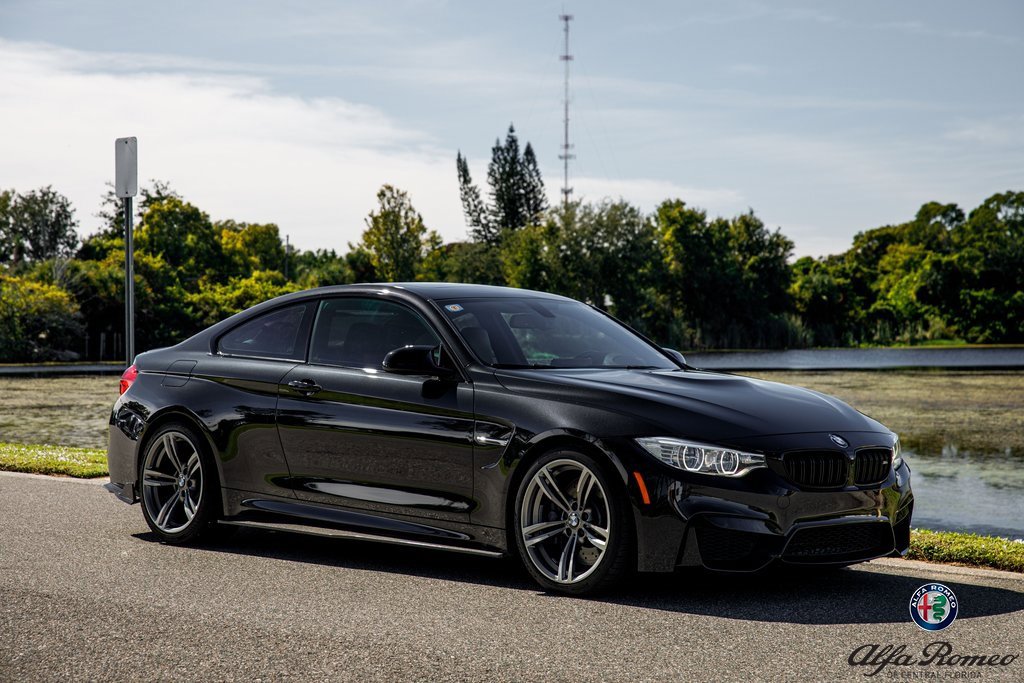Used 2015 BMW M4 Coupe image 1