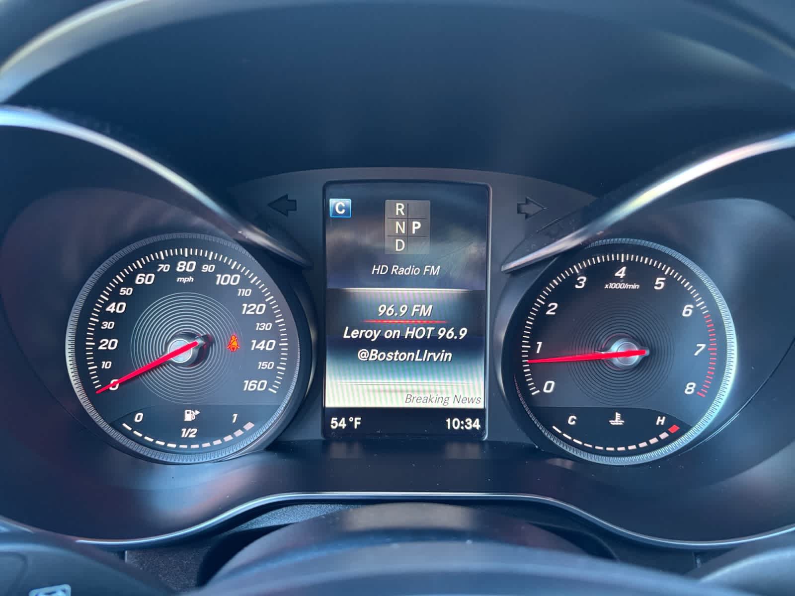 Used 2019 Mercedes-Benz GLC 300 4MATIC image 9