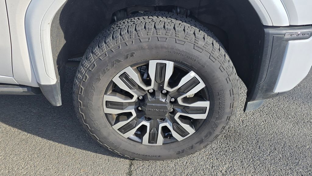 Used 2024 GMC Sierra 3500 Denali Ultimate image 46