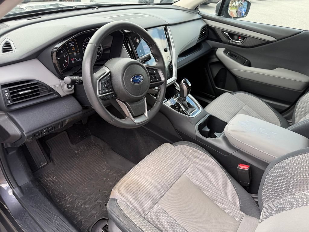 Used 2025 Subaru Outback Premium AWD/4WD image 25