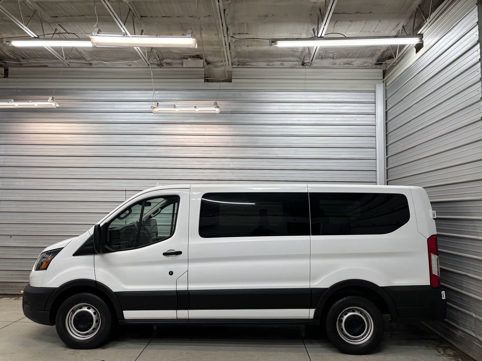 Used 2020 Ford Transit 150 XL image 8