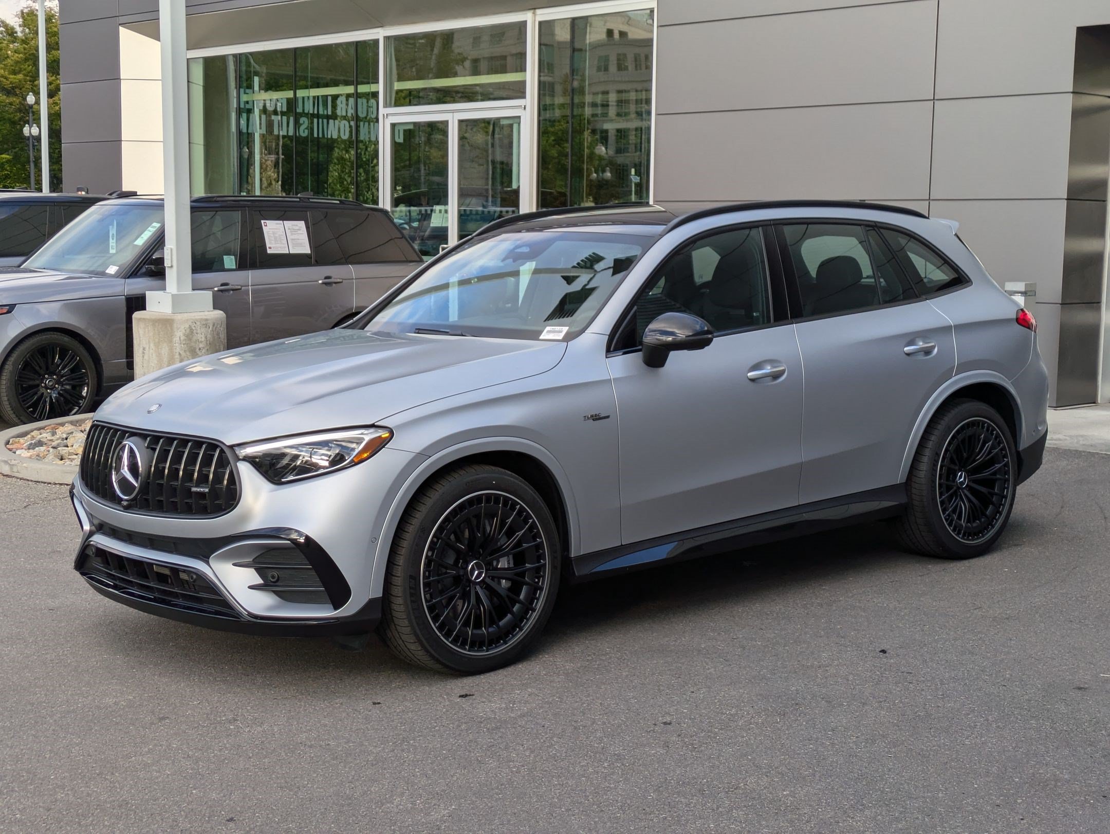 New 2025 Mercedes-Benz GLC 43 AMG 4MATIC image 9