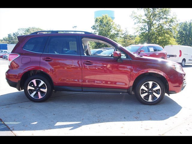 Used 2017 Subaru Forester 2.5i Limited AWD/4WD image 6
