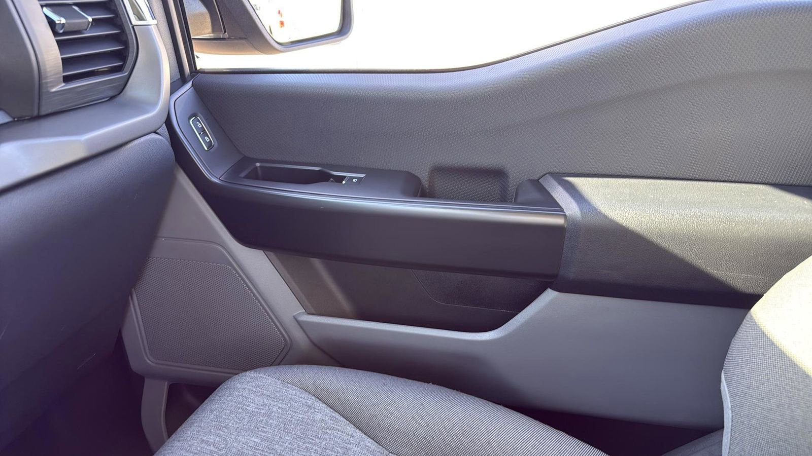 Used 2025 Ford F150 XL w/ Equipment Group 103A High image 24