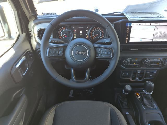 New 2025 Jeep Gladiator Sport image 16