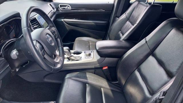 Used 2022 Jeep Grand Cherokee Limited image 22