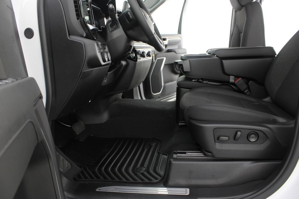 New 2026 Chevrolet Silverado 1500 LT AWD/4WD image 15