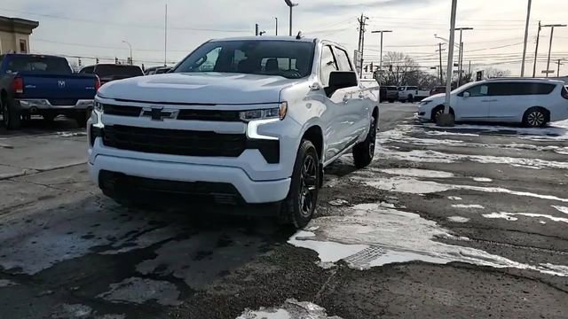 Used 2024 Chevrolet Silverado 1500 RST w/ Convenience Package II image 3