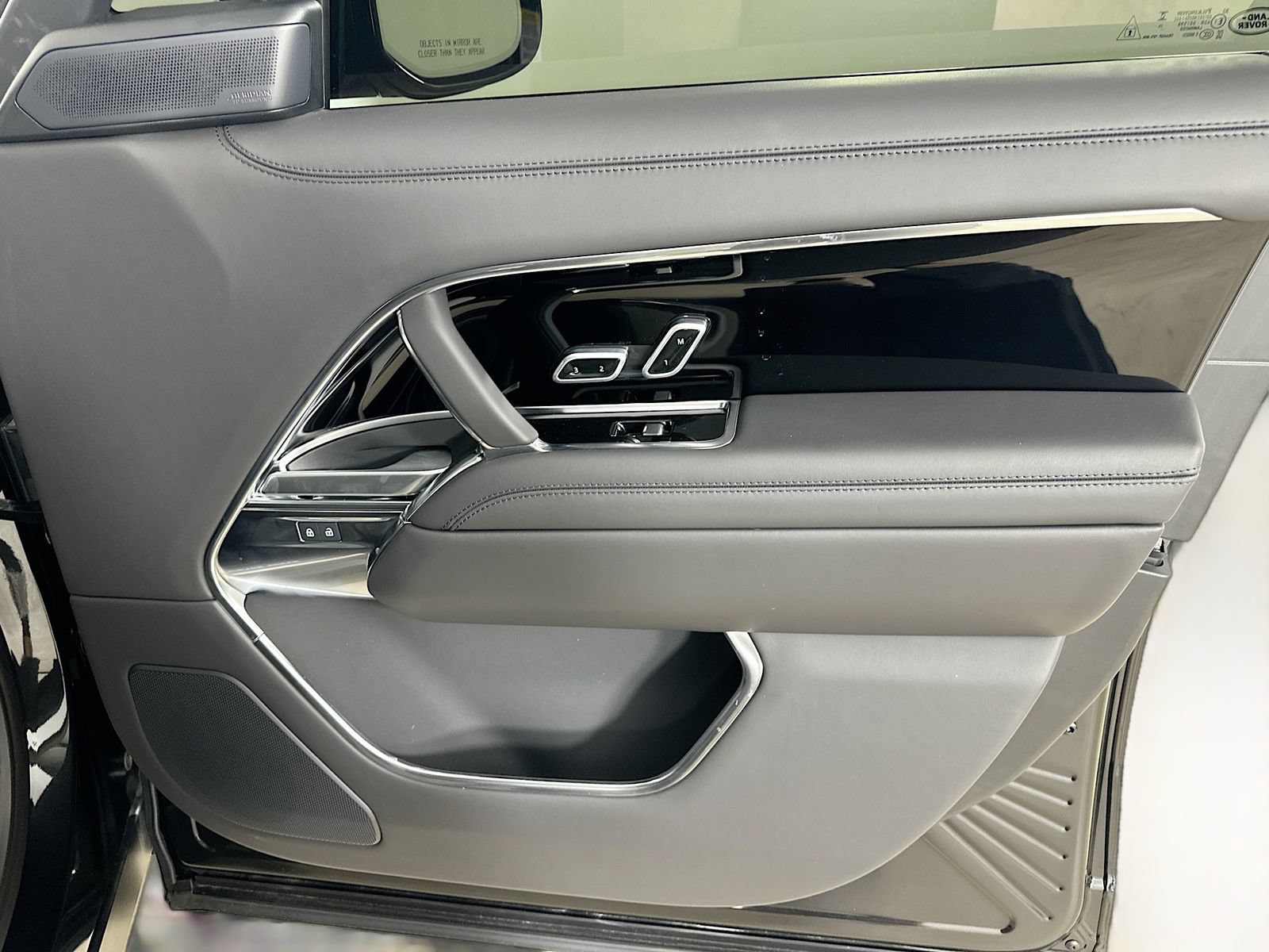 New 2026 Land Rover Range Rover SE AWD/4WD image 43