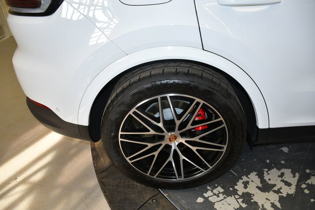 New 2026 Porsche Cayenne S AWD/4WD image 36