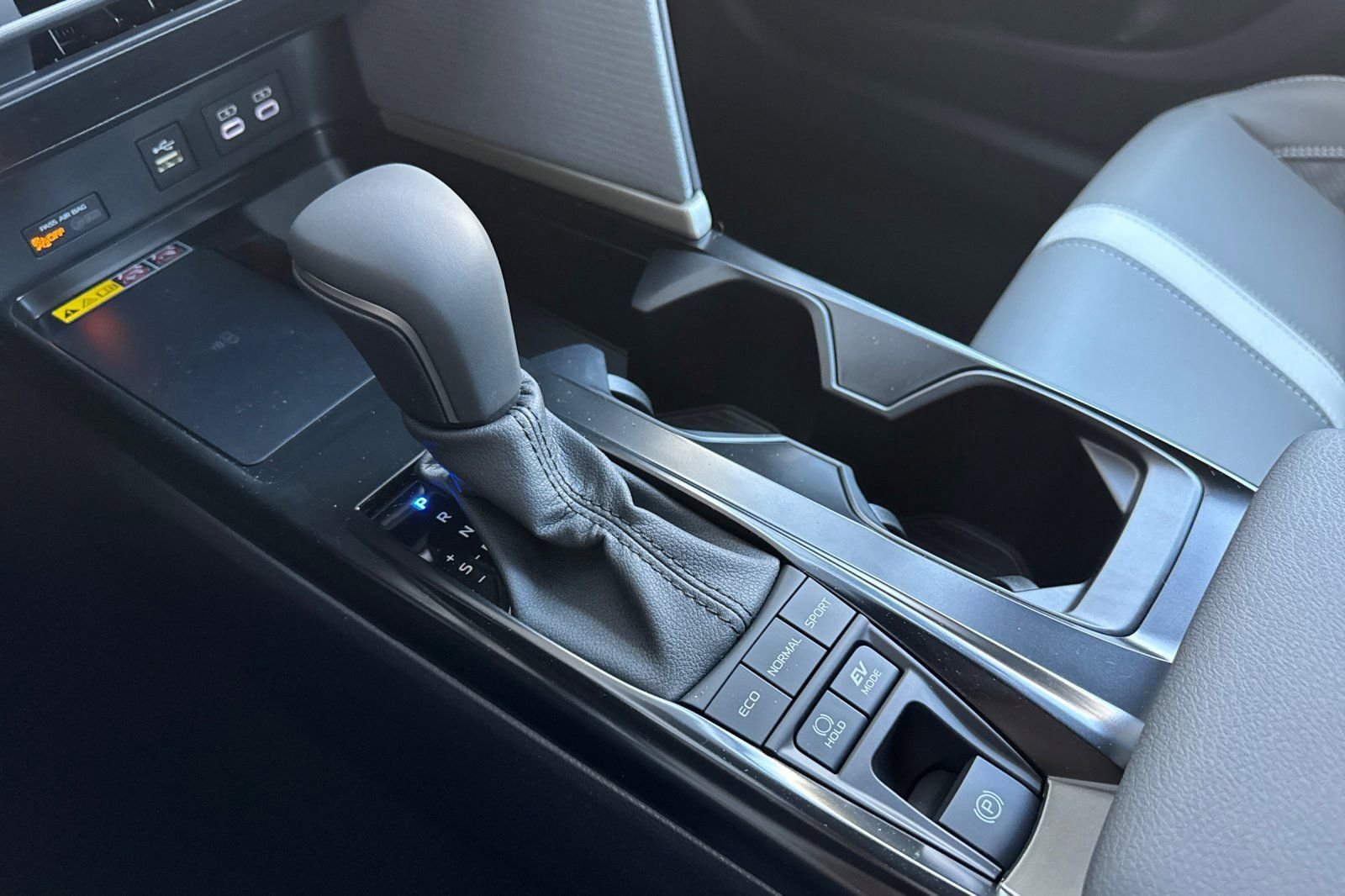 New 2026 Toyota Camry SE FWD image 24