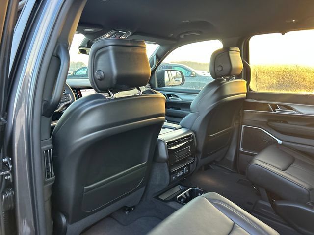 New 2026 Jeep Grand Wagoneer L Limited w/ Convenience Group I AWD/4WD image 42
