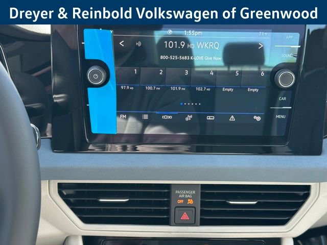 New 2026 Volkswagen Jetta SE FWD image 17
