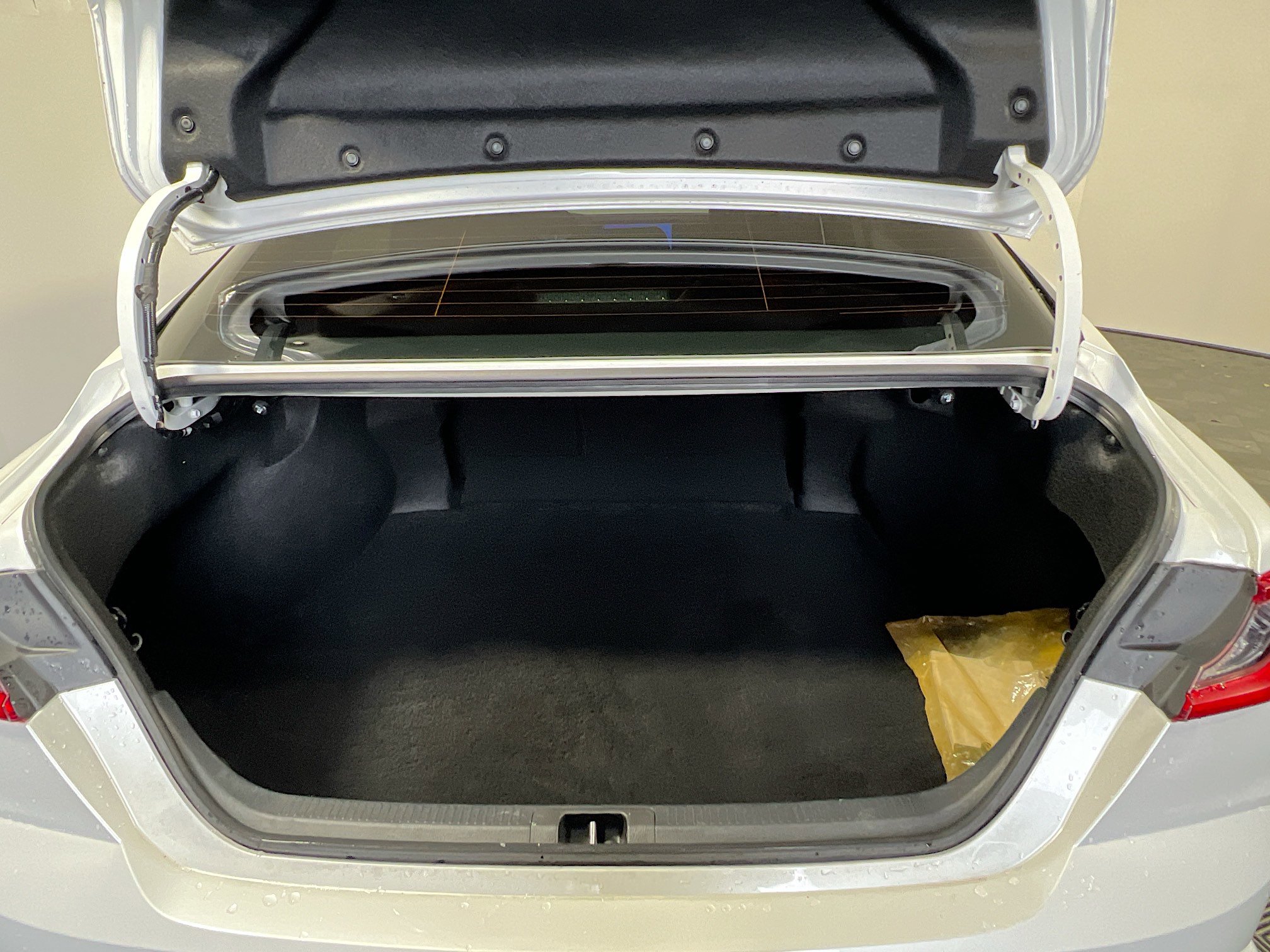 Used 2025 Toyota Camry XSE FWD image 34