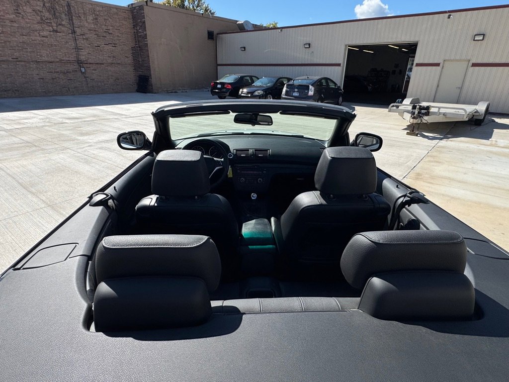 Used 2012 BMW 128i Convertible image 28