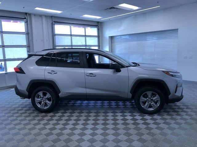 Certified 2025 Toyota RAV4 LE AWD/4WD image 35