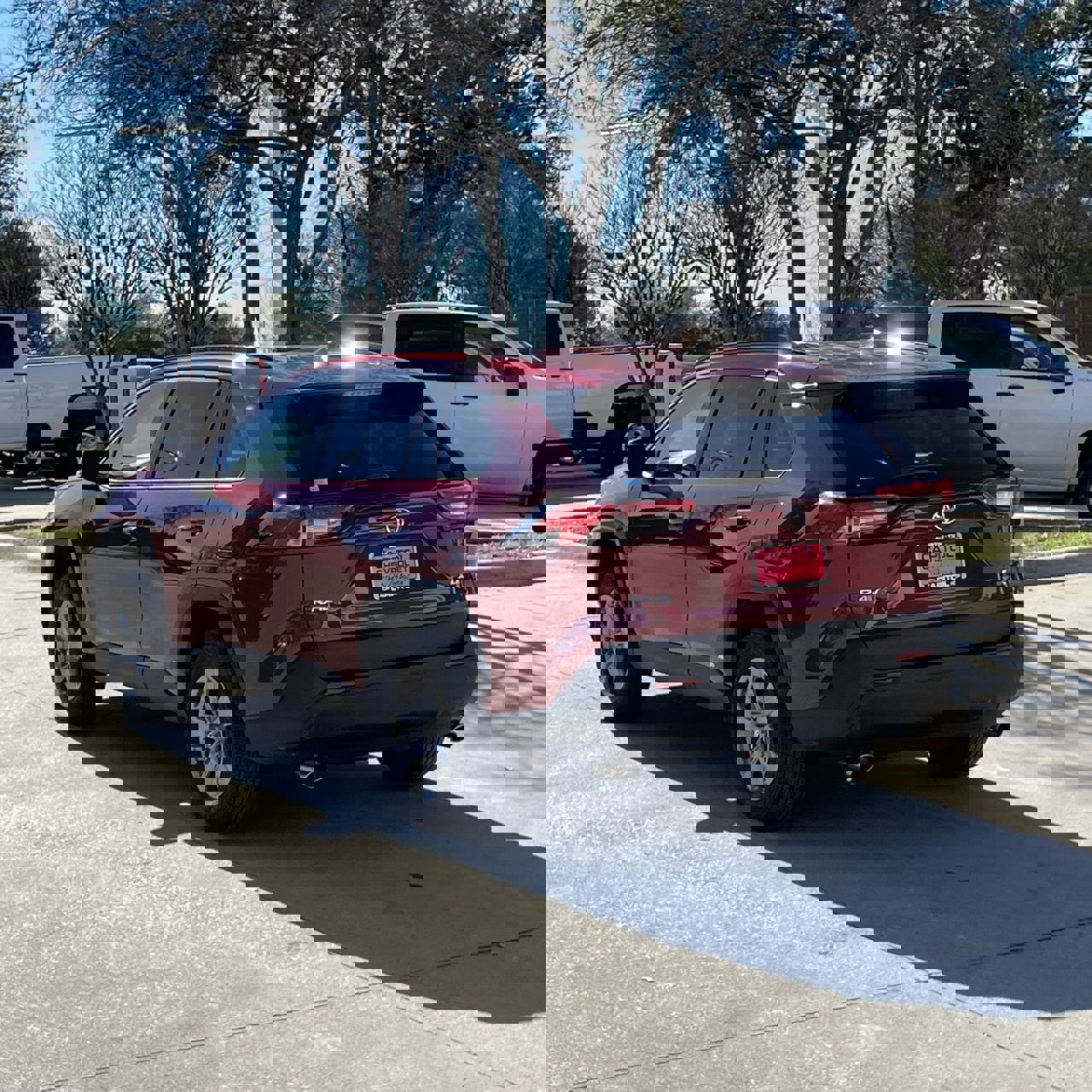 Used 2025 Toyota RAV4 XLE image 4