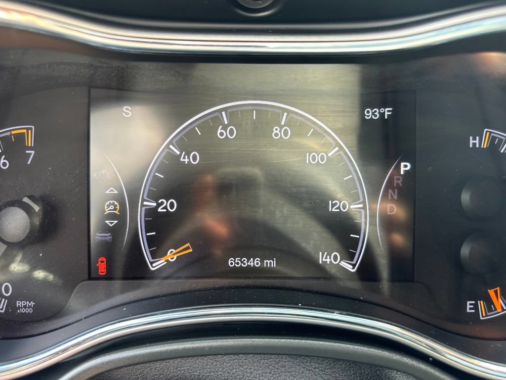 Used 2021 Jeep Grand Cherokee Laredo X RWD image 46