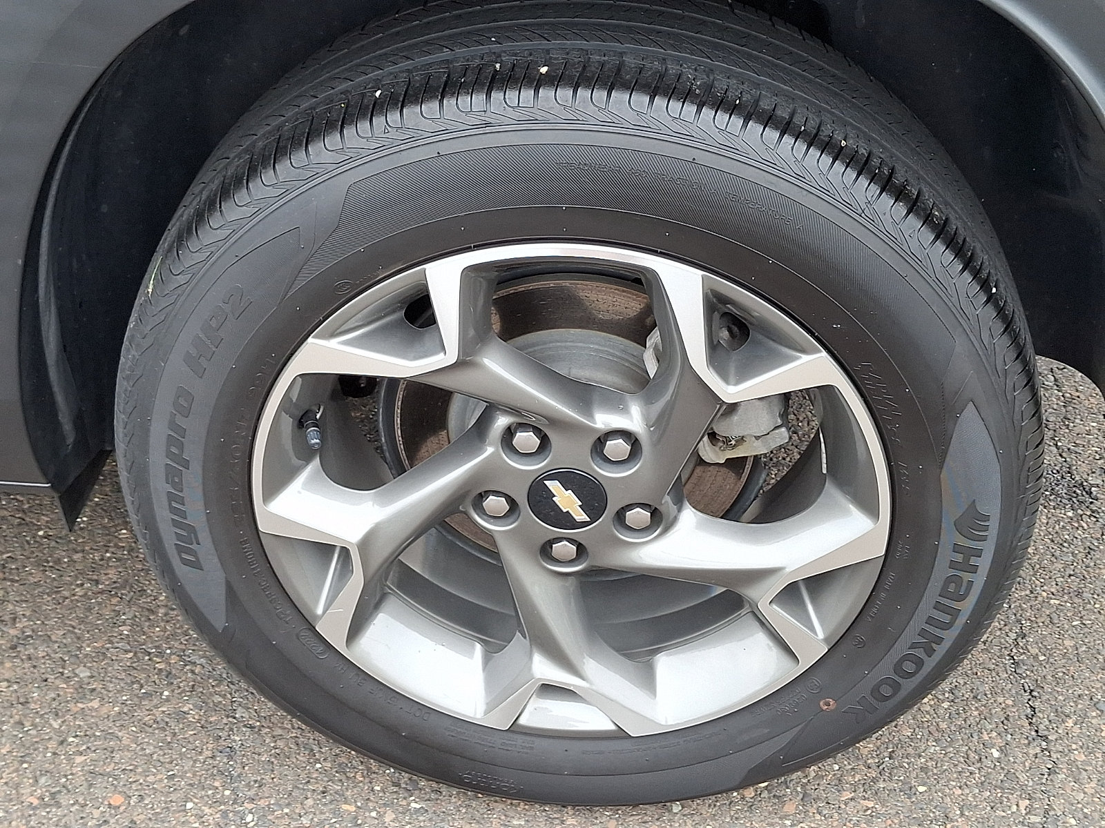 Used 2024 Chevrolet Trax LT w/ Sunroof Package FWD image 8