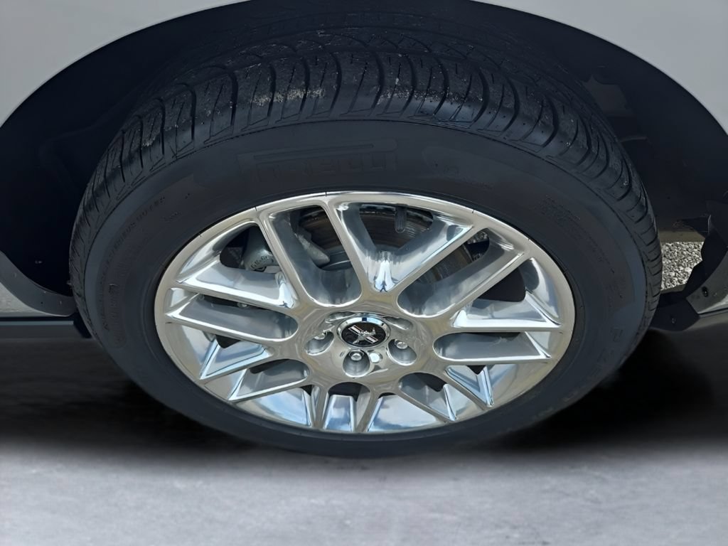 Used 2012 Ford Mustang Premium RWD image 32