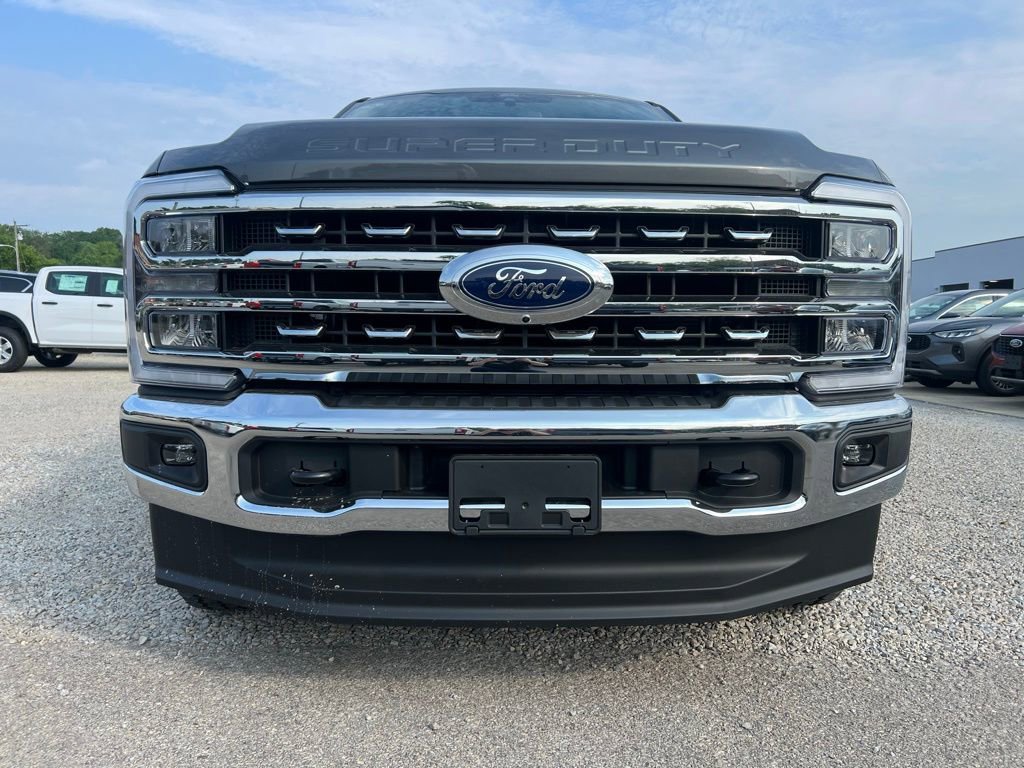 New 2025 Ford F250 Lariat image 3
