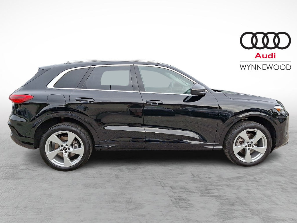 Used 2025 Audi Q5 Premium Plus w/ Premium Plus AWD/4WD image 7