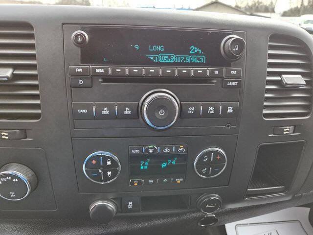 Used 2011 Chevrolet Silverado 1500 LT w/ All-Star Edition image 33