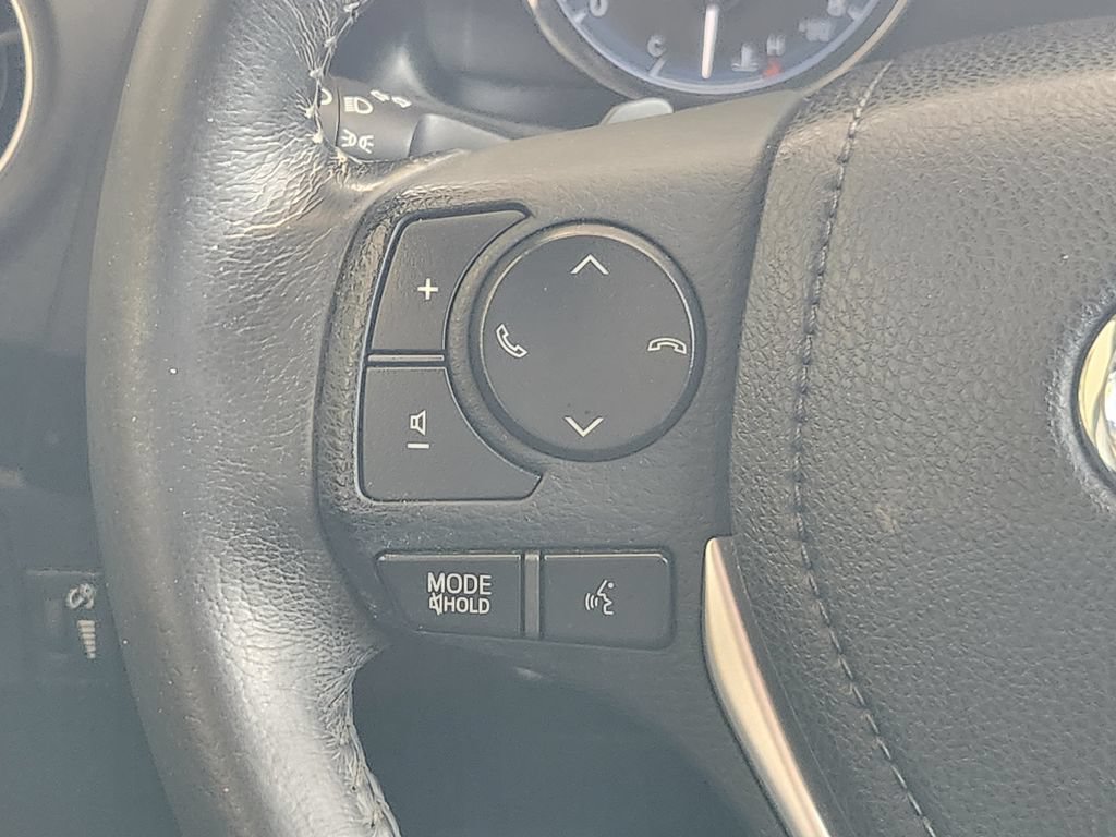 Used 2017 Toyota Corolla SE w/ Carpet Mat Package (TMS) FWD image 27