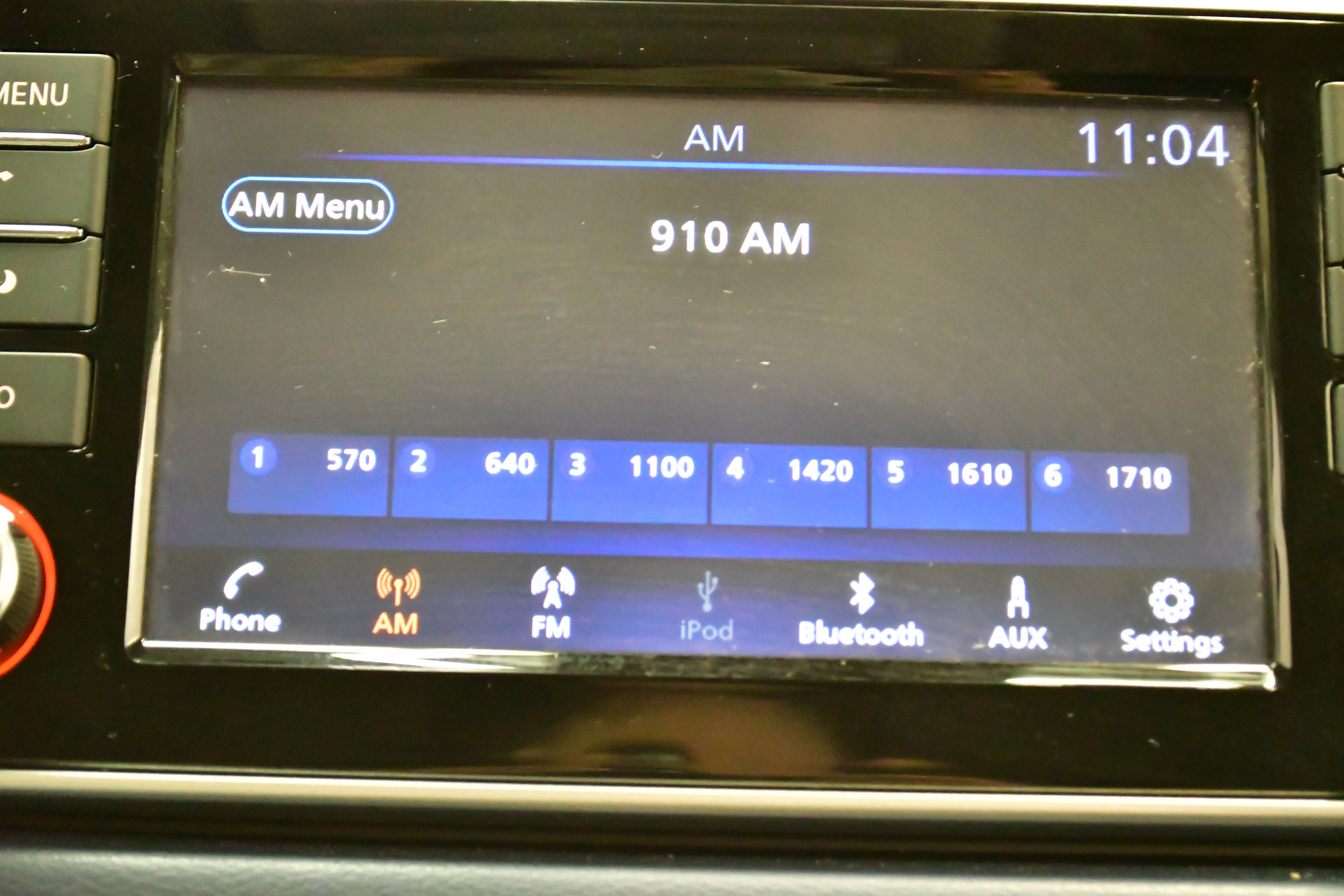 Used 2025 Nissan Versa SV image 42