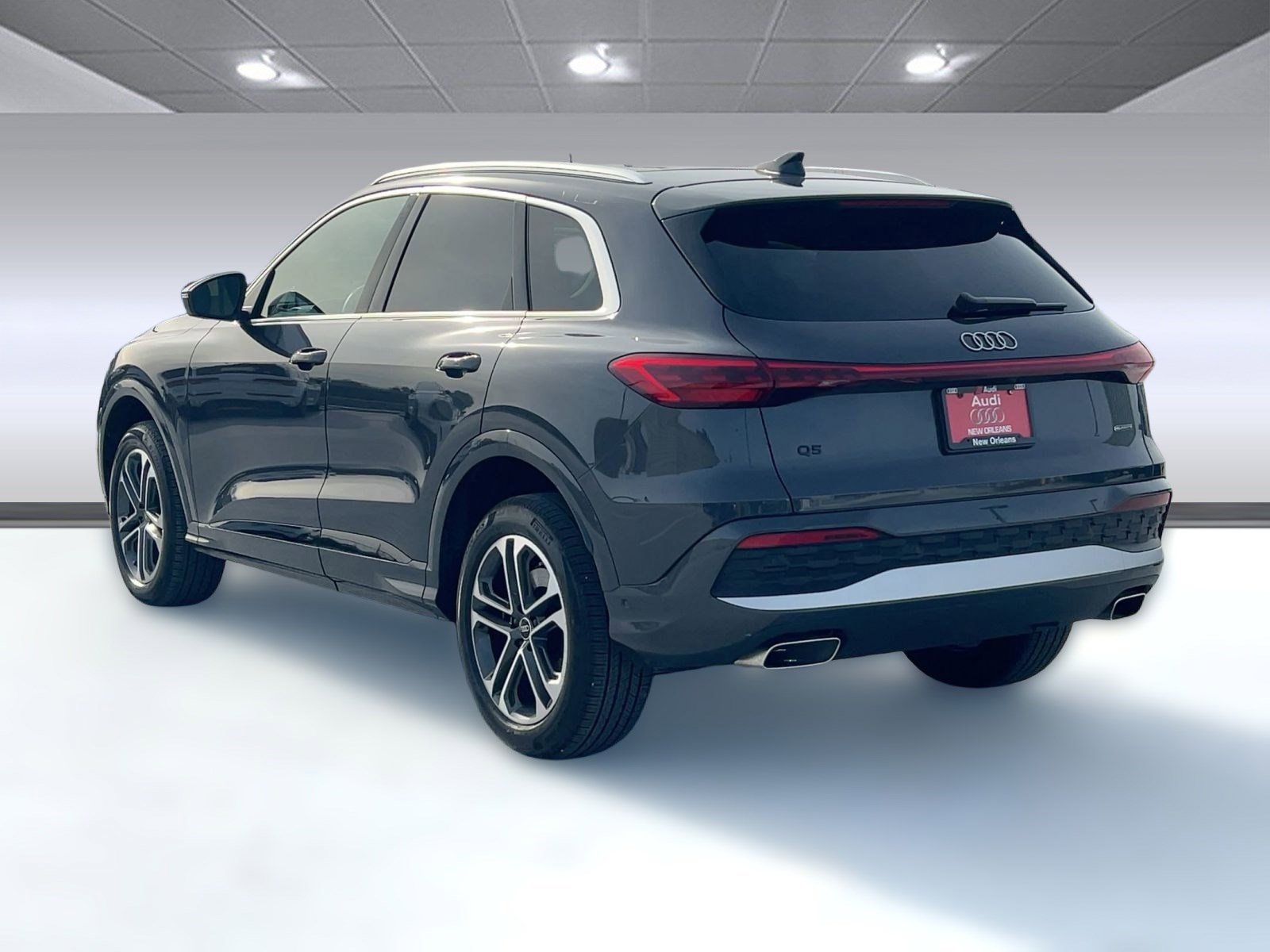 Certified 2025 Audi Q5 Premium Plus w/ Premium Plus image 3