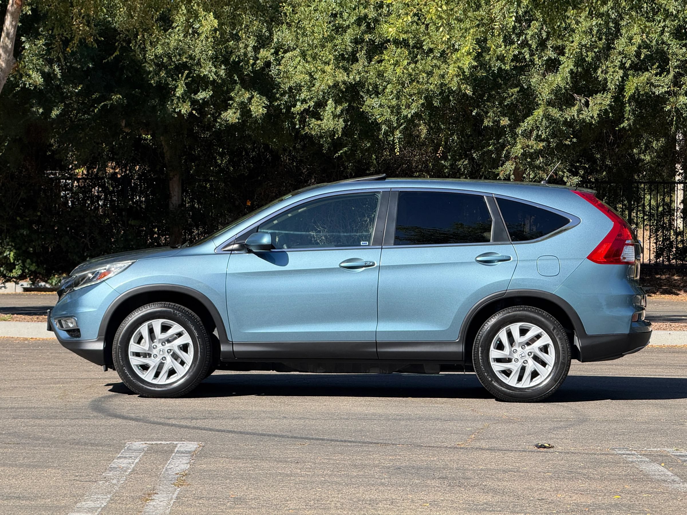 Used 2016 Honda CR-V EX image 6