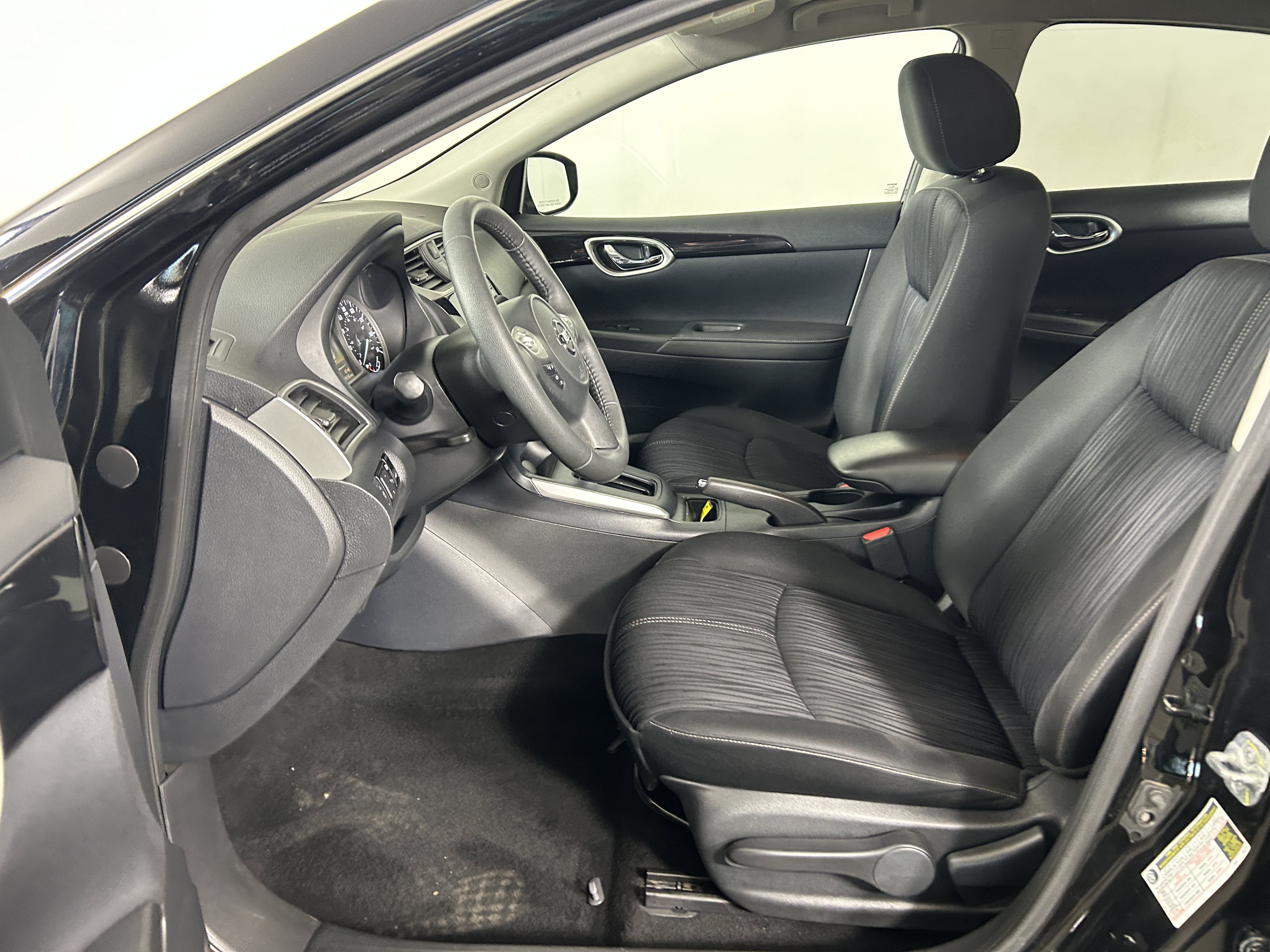 Used 2018 Nissan Sentra SV FWD image 10