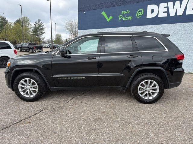Used 2022 Jeep Grand Cherokee Laredo X image 2