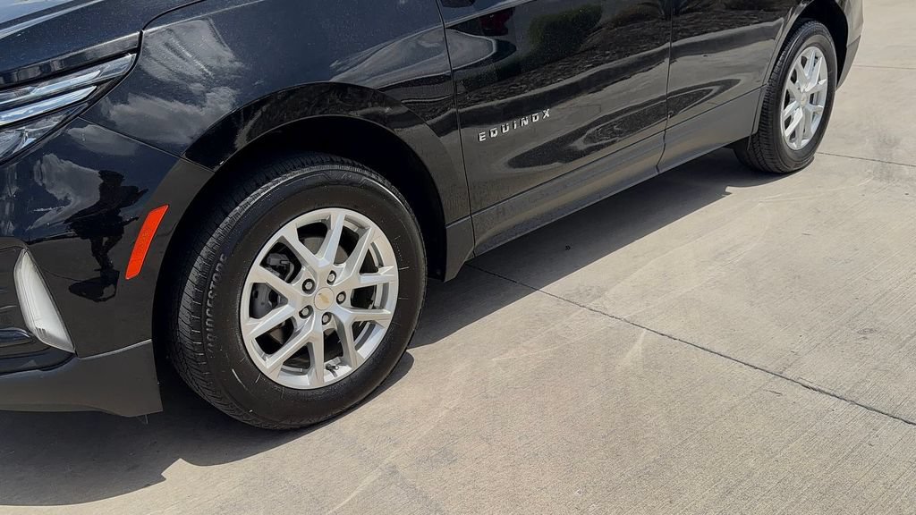 Used 2024 Chevrolet Equinox LT AWD/4WD image 8
