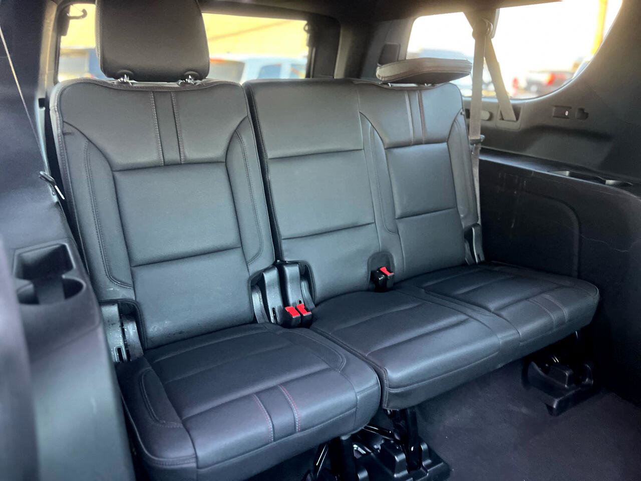 Used 2023 Chevrolet Suburban RST w/ Luxury Package image 12