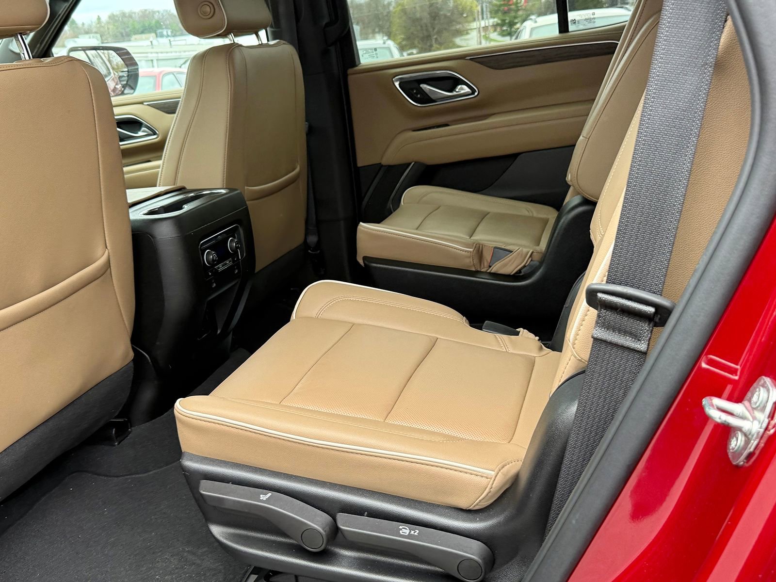 Certified 2023 Chevrolet Tahoe Premier AWD/4WD image 22