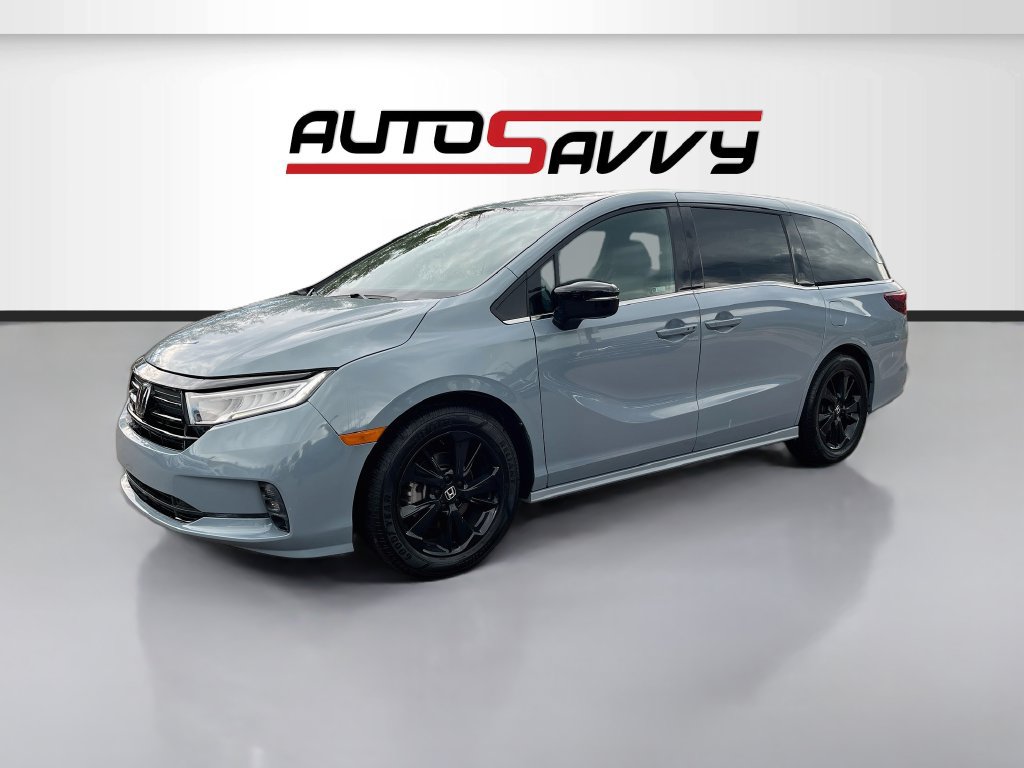 Used 2023 Honda Odyssey Sport image 3
